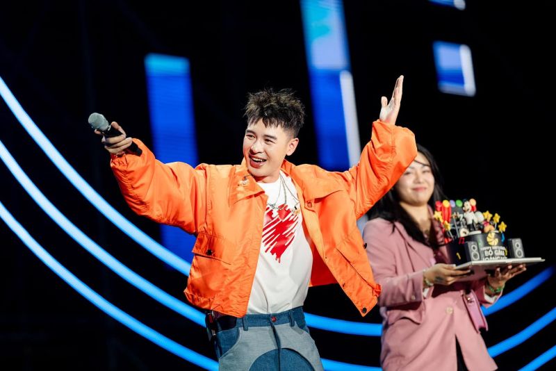 Ca sĩ Hoàng Hải và hành trình đến với Hoàng tử V-pop