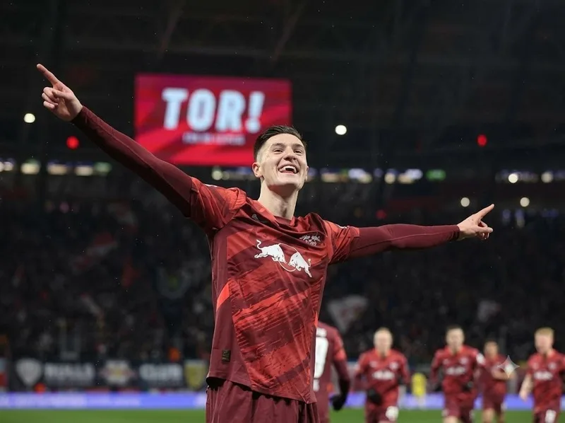 Benjamin Sesko: Hành trình trở thành sao trẻ Man United mới