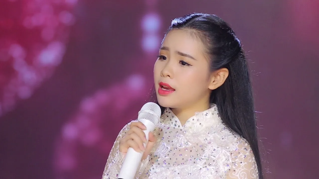 tieu-su-ca-si-quynh-trang-bolero-ca